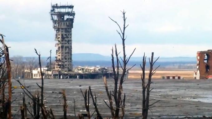 Ruins_of_Donetsk_International_airport__16_-ff86653a200cf5c9.jpeg