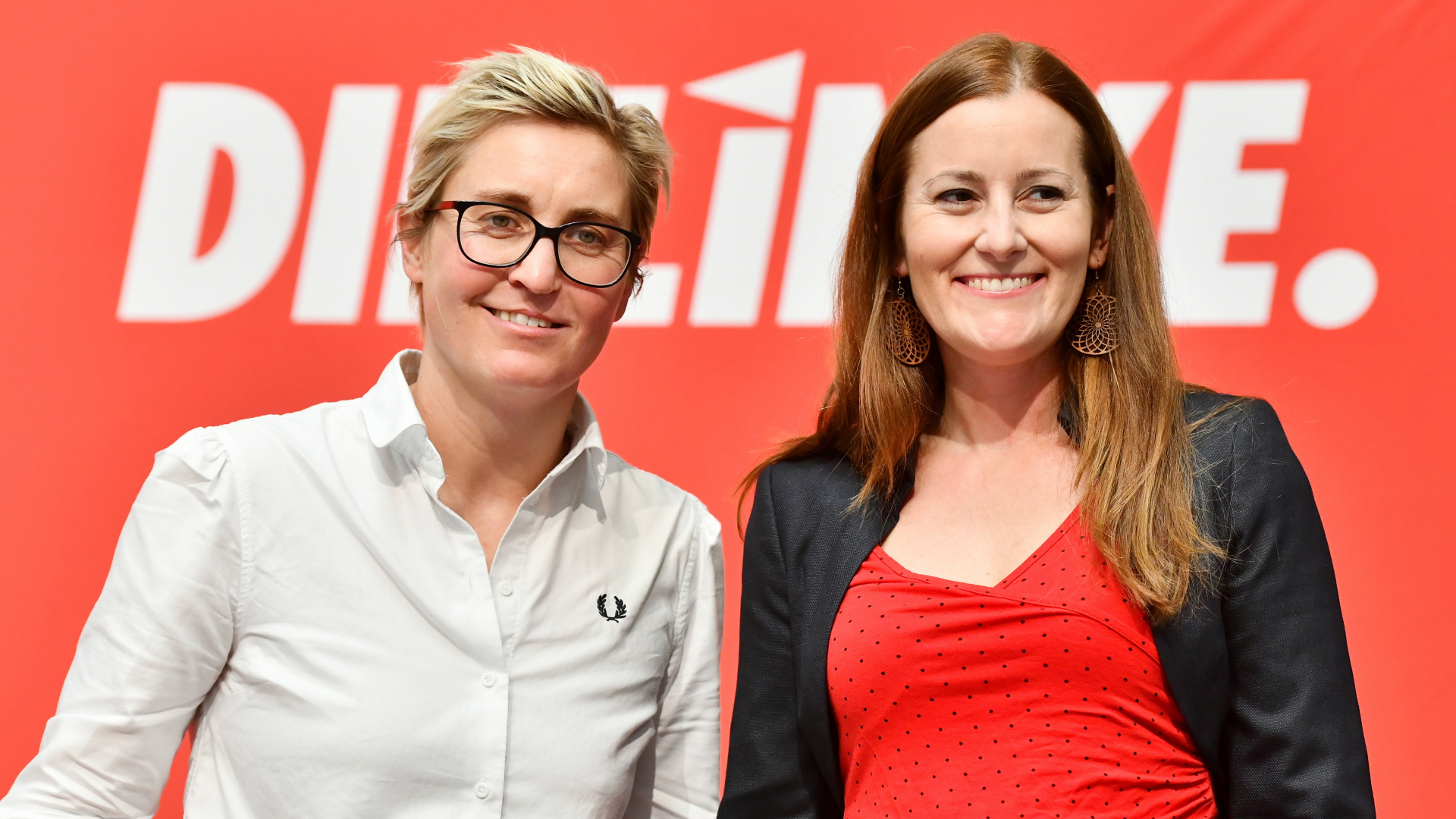 Die Kanidatinnen für den Parteicorsitz der Linken, Susanne Hennig-Wellsow und Janine Wissler | Bildquelle: dpa