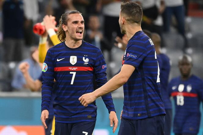 Antoine Griezmann et Lucas Hernandez savourent la victoire de l’équipe de France face à l’Allemagne, le 15 juin 2021